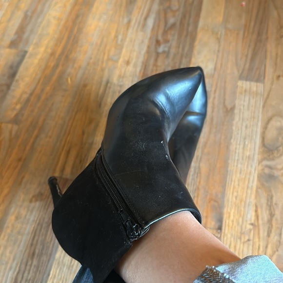 Black booties - Picture 6 of 6